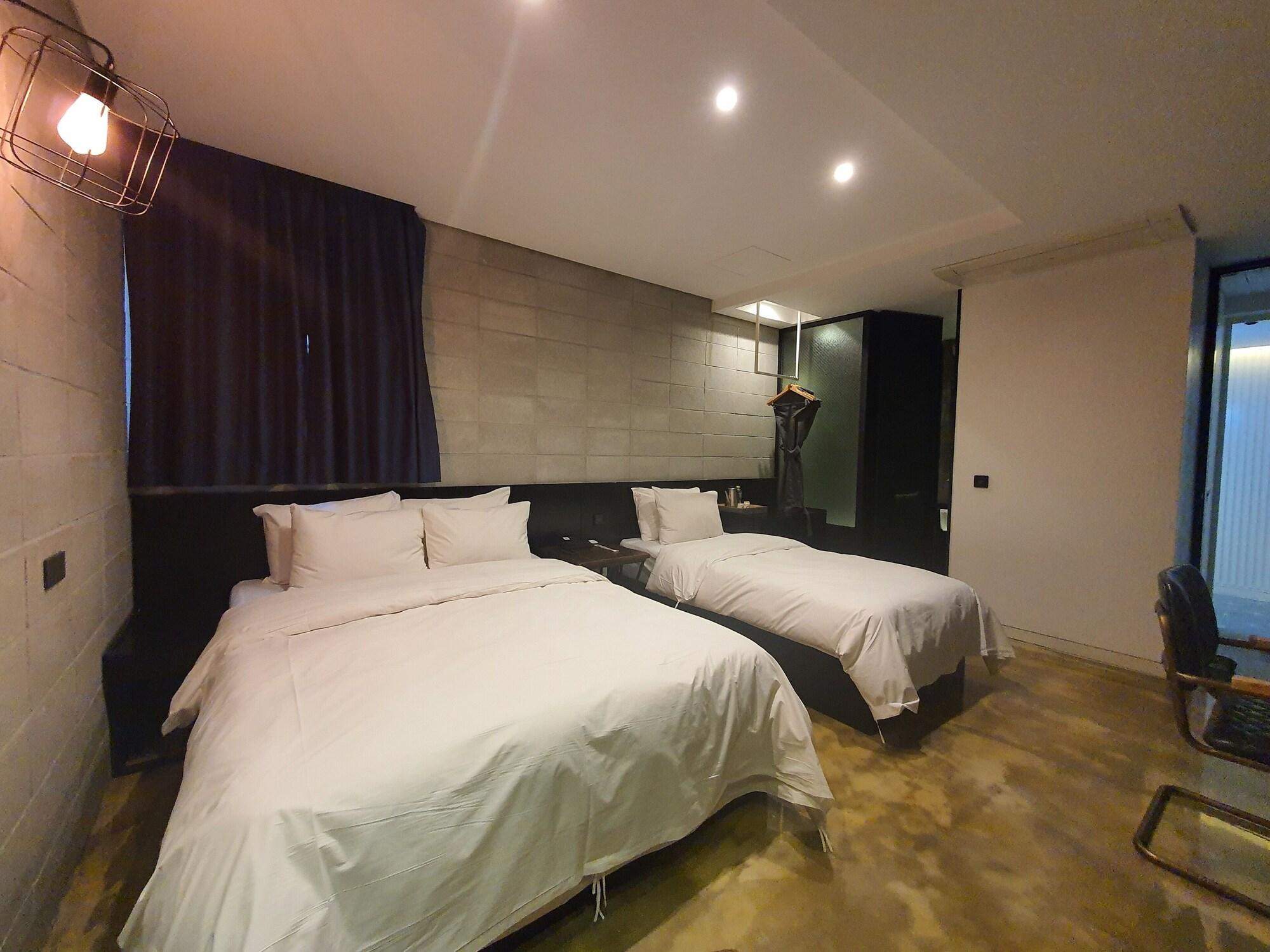 Hotel The Designers Kondae Seul Esterno foto