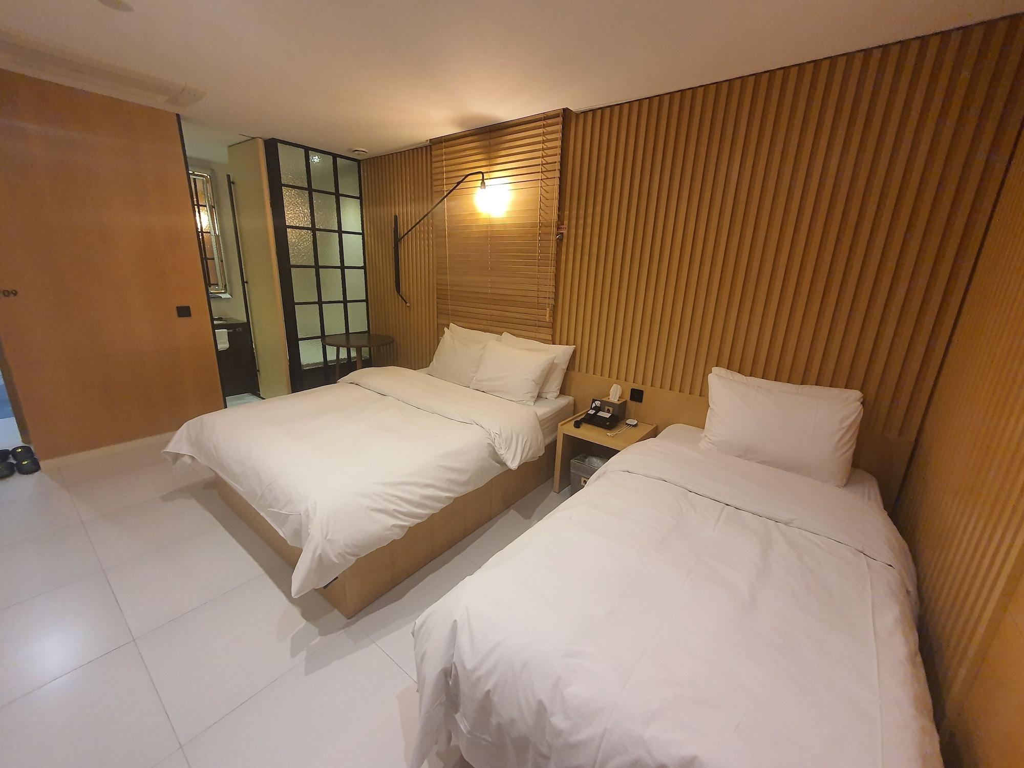 Hotel The Designers Kondae Seul Esterno foto