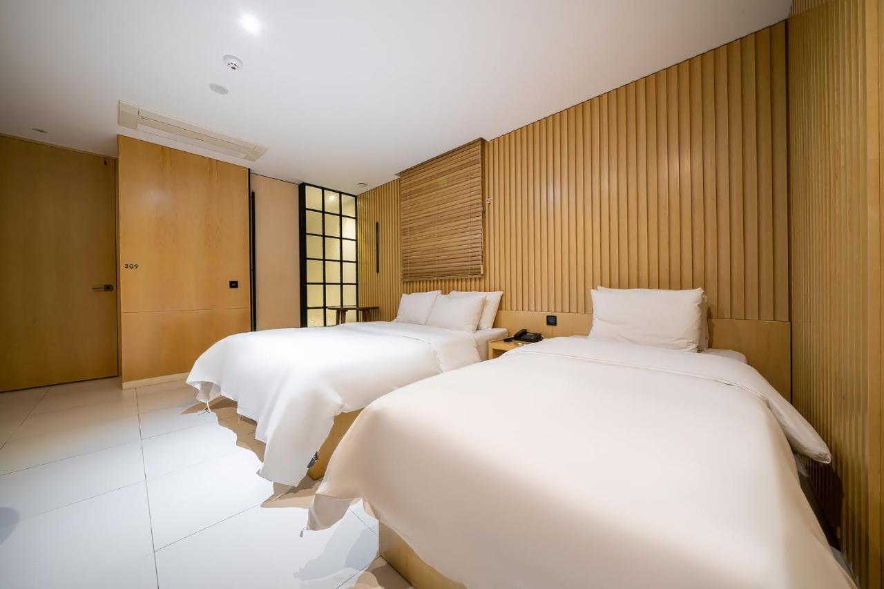Hotel The Designers Kondae Seul Esterno foto