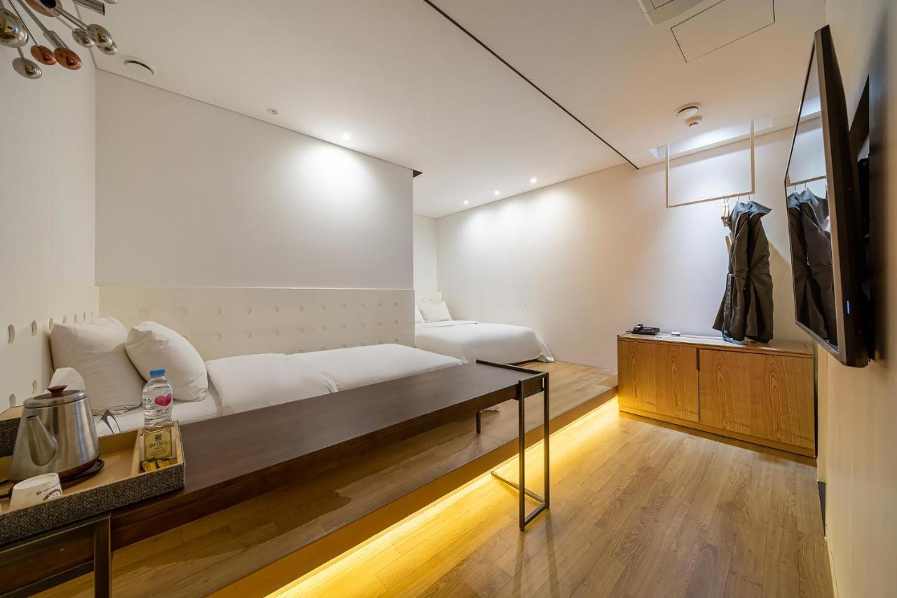 Hotel The Designers Kondae Seul Esterno foto